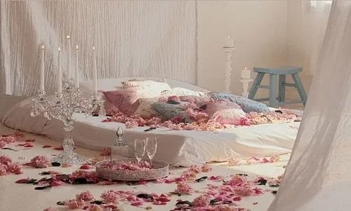 تزيين غرفة النوم لليله رومانسية موسوعة الحب والرومانسية
