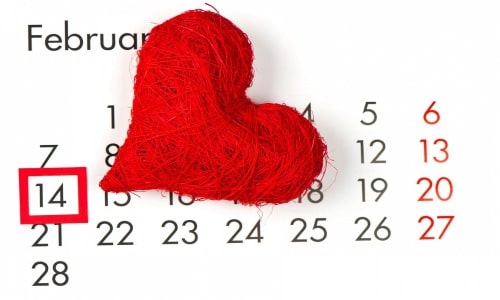 تاريخ عيد الحب مع رسائل رومانسية للتهنئة