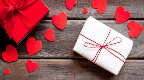 هدية عيد الحب لحبيبي أفكار واقتراحات هدايا رومانسية